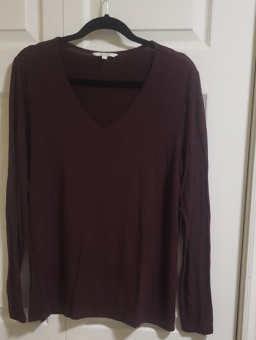 ALFRED SUNG Deep Wine Knit Top